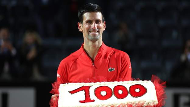 Novak Djokovic wins 1,000th Tour-level match with semi-final win at Italian Open - BBC Sport