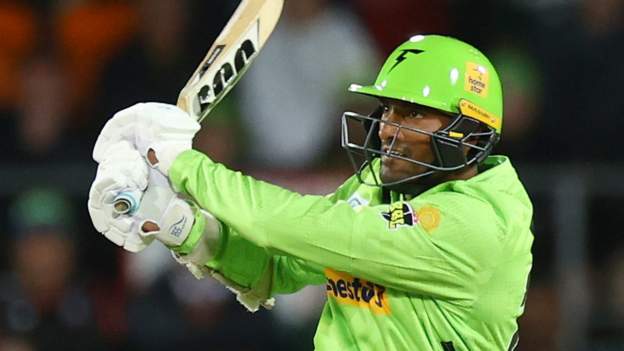 BBL: Sydney Thunder beat the Melbourne Stars in a thrilling finale in the Big Bash opener