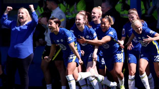 Women's Super League: How Chelsea overcame injuries, Covid & pressure to win tit..