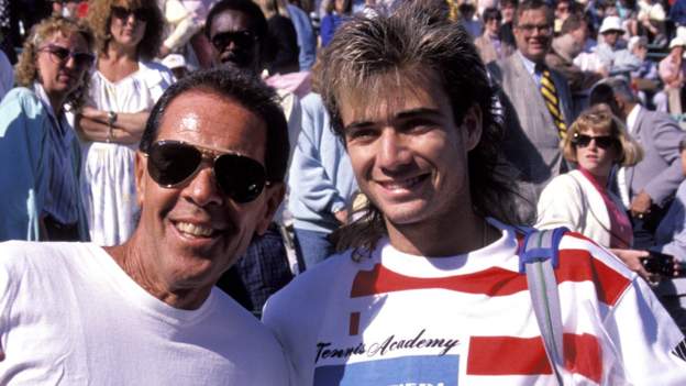 'Pioneer' tennis coach Bollettieri dies aged 91