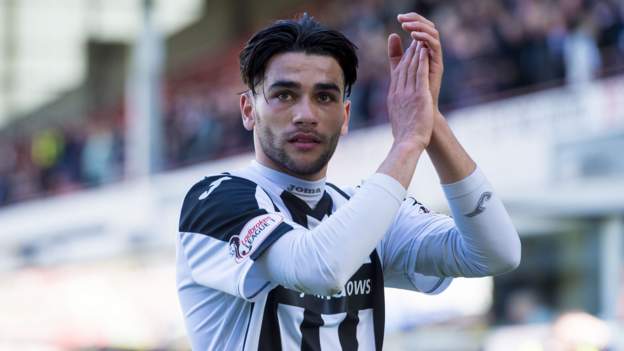 Faissal El Bakhtaoui: Dundee Sign Striker On Three-year Deal - BBC Sport