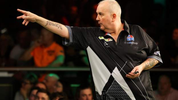 World Senior Darts Championship day two LIVE: Phil Taylor in action ...