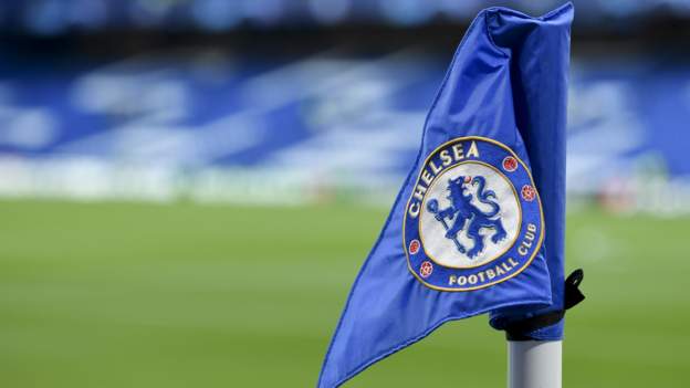 Chelsea sack director over ‘inappropriate’ texts