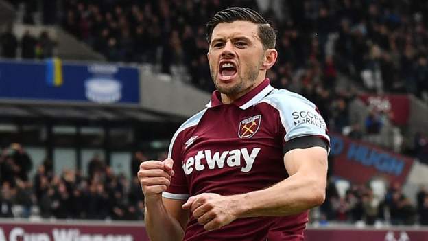 West Ham 2-1 Everton: Aaron Cresswell and Jarrod Bowen goals take Hammers fifth