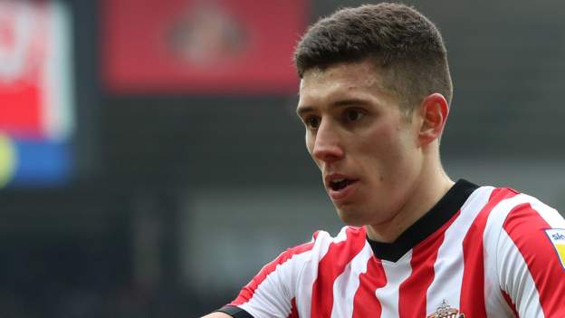 Sunderland striker Stewart to miss rest of season