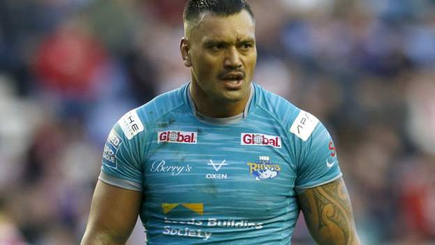 Leeds' Tetevano to have heart surgery after stroke