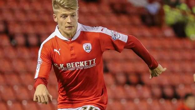 Lloyd Isgrove: Barnsley extend loan deal of Southampton midfielder ...