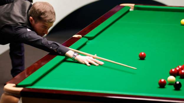 World Snooker Championship 2023 LIVE: Si Jiahui, Anthony McGill & Gary ...