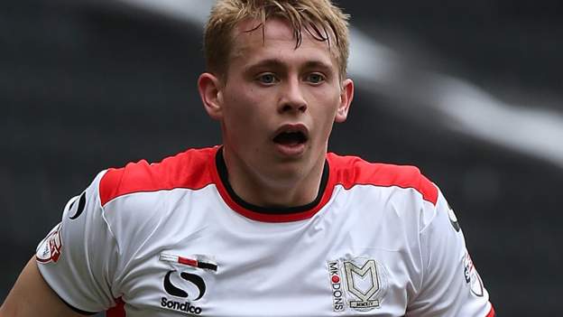 Harry Hickford: Forest Green Rovers sign MK Dons youngster - BBC Sport