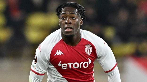 Chelsea agree deal to sign Monaco defender Disasi