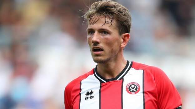 Burnley in talks to sign Sheff Utd midfielder Berge