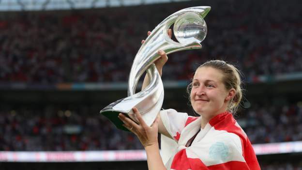 England women's record scorer White is pregnant