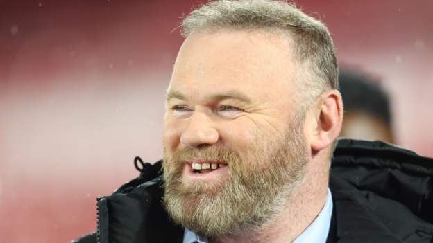 Rooney targets Man Utd or Everton 'in next 10 years'