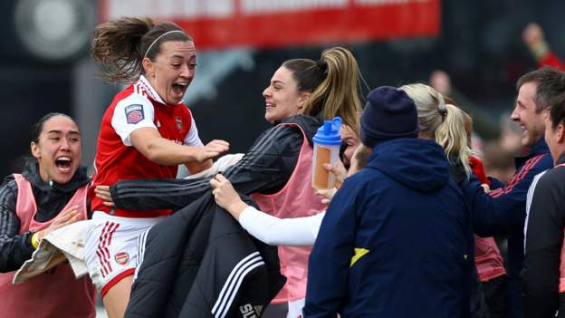 arsenal-beat-man-city-to-boost-wsl-title-hopes