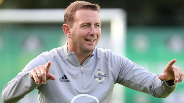 World Cup qualifiers: 'There'll be no Churchillian speeches' - NI boss Ian Baraclough to keep message simple