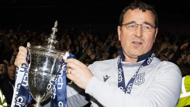 Bowyer leaves as Dundee boss after winning title