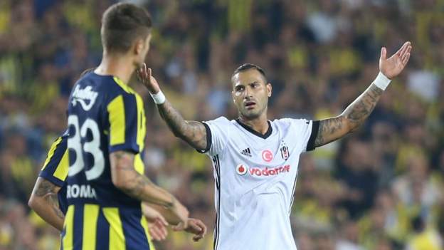 Em clássico emocionante de duas viradas, Fenerbahce e Besiktas empatam com  gol no fim - ESPN