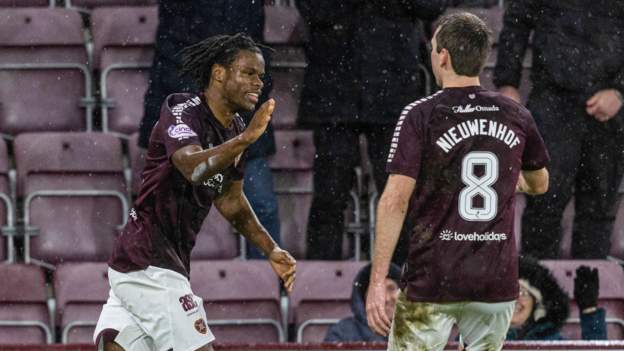 Hearts hit back from two down to beat Dundee