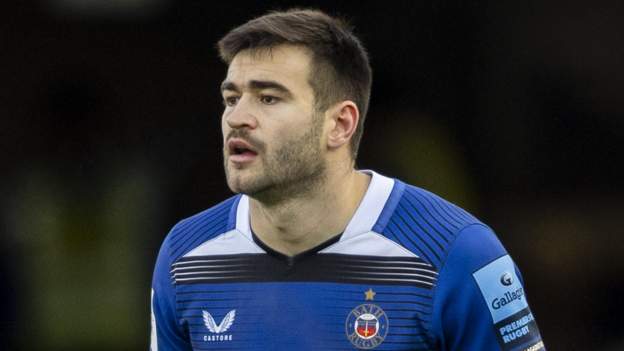 Winger Muir to stay at Bath until 2027