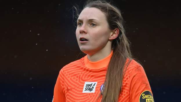 Megan Walsh Brighton Women Goalkeeper Signs New Deal Until 2023 Bbc