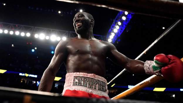 Terence Crawford Retains WBO Welterweight World Title Against David ...