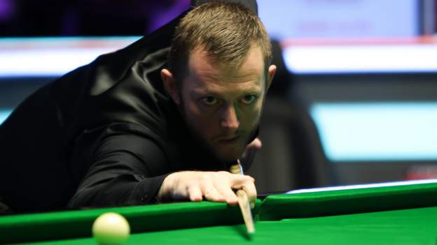 Allen progresses to third round at Scottish Open