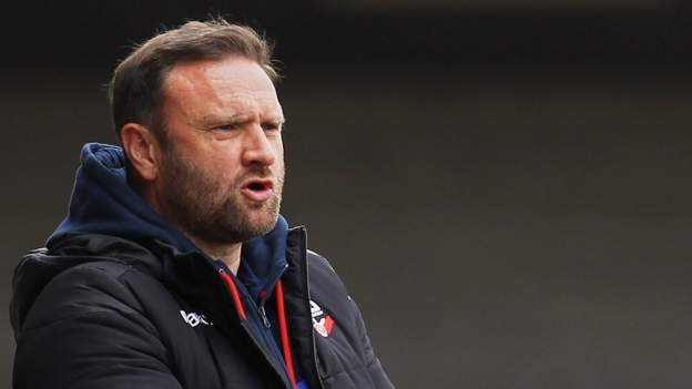 Ian Evatt: Bolton Wanderers manager signs new three-year contract - BBC ...