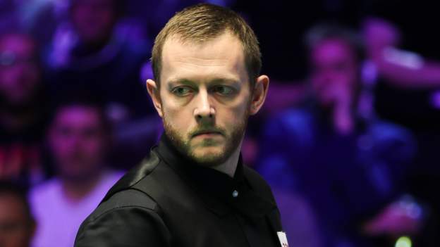 New UK champion Allen beaten by amateur