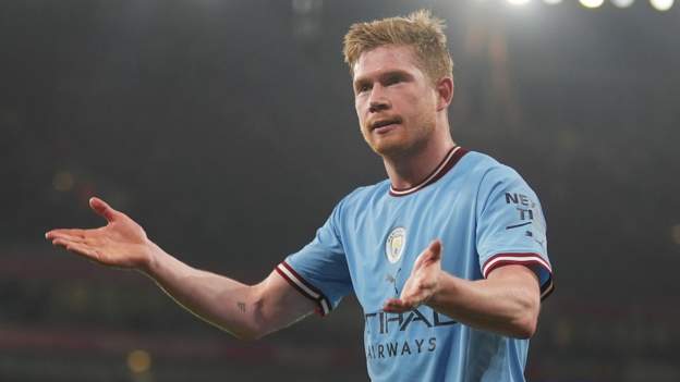 FA investigating after objects thrown at De Bruyne