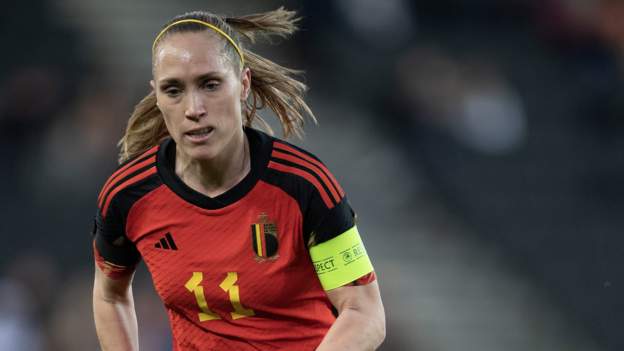 WSL side Leicester sign Belgium veteran Cayman