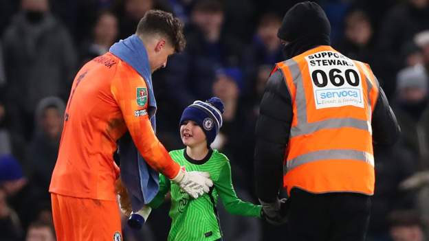 Chelsea to issue stadium ban to parents or guardians of children who invade pitch
