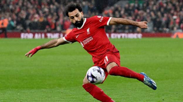 Liverpool thrash Sparta to reach last eight
