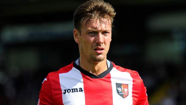 Lee Holmes: Exeter City winger suffers ankle injury blow - BBC Sport