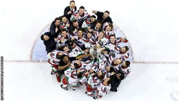 Devils celebrate