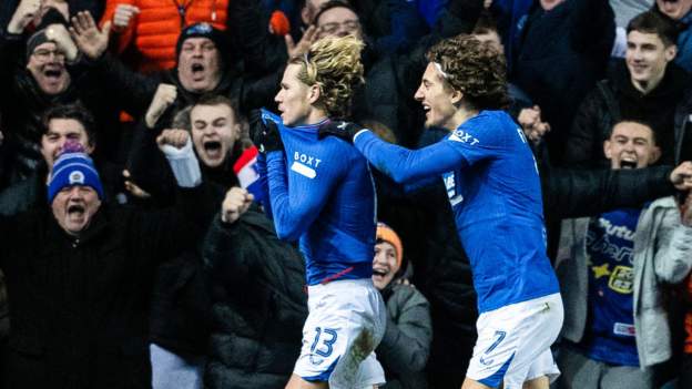 Rangers go joint top but 'not thinking' about title