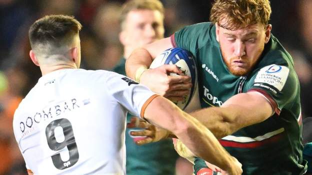 Ospreys snatch win at Leicester to reach last 16
