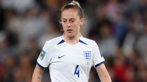 England v Denmark: Keira Walsh says England boss Sarina Wiegman wants her to take responsibility