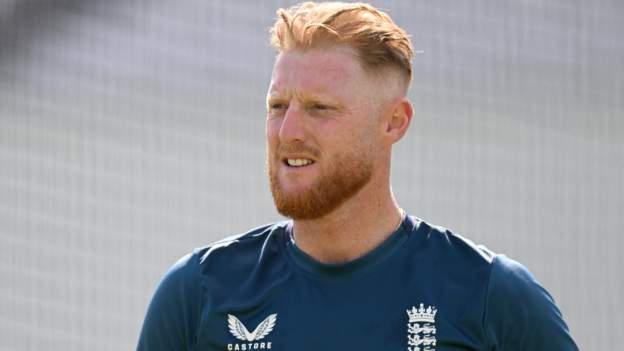 Stokes to use six-month gap to address knee issue