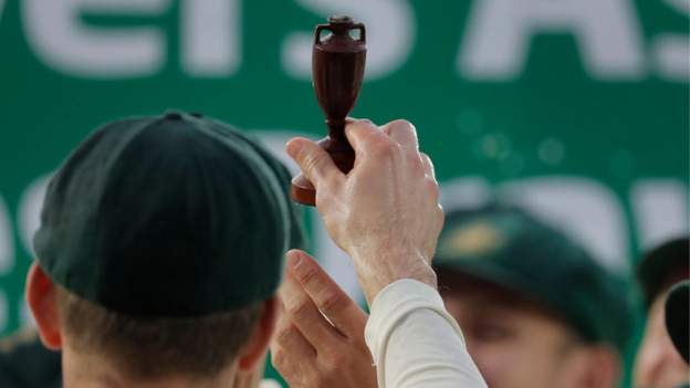 Ashes: Cricket Australia 'hopeful' of full crowds at this year's series