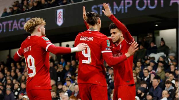 Liverpool see off Fulham to set up Chelsea final