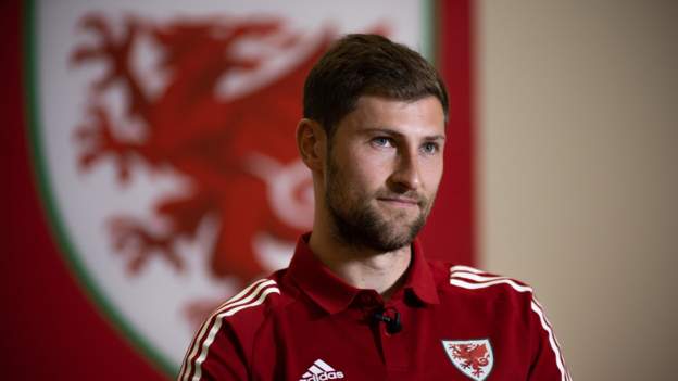 Davies 'was close' to Wales captain's role