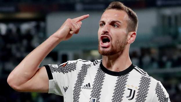 Juventus 1-1 Sevilla: Federico Gatti's 97th-minute goal earns hosts draw -  BBC Sport