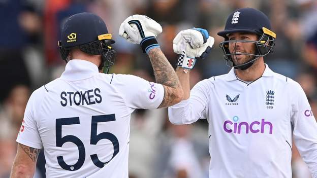 Stokes and Foakes centuries give England control