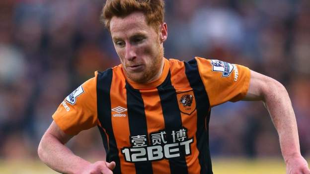 Stephen Quinn: Reading sign ex-Hull midfielder on free transfer - BBC Sport