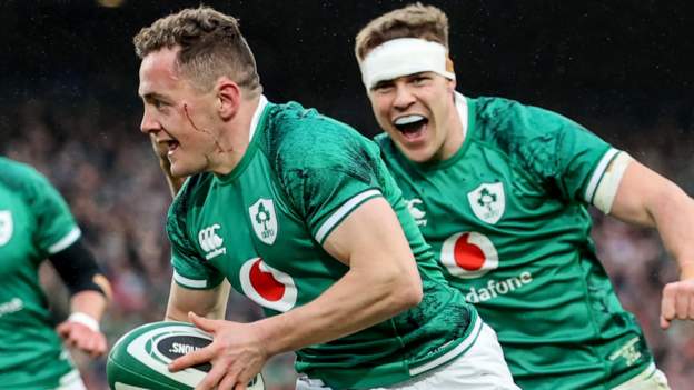 Six Nations: Ireland stroll past 12-man Italy with 57-6 win