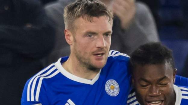 Leicester City 2-0 Watford: Jamie Vardy scores twice to earn Foxes victory