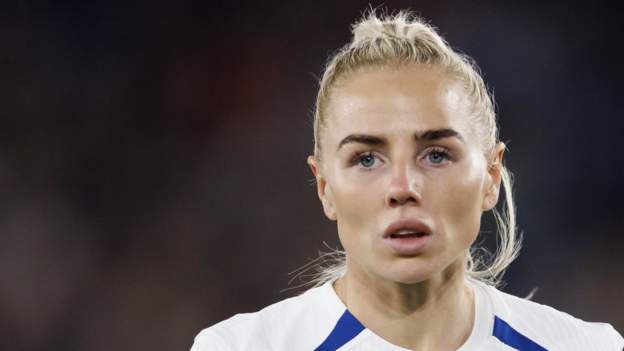 Alex Greenwood: England defender to return to Man City for medical checks after head clash