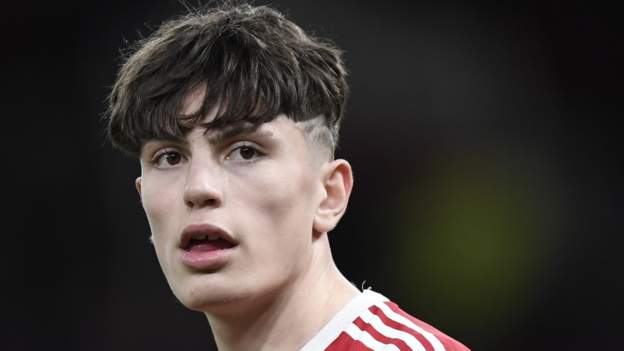 Alejandro Garnacho: Manchester United teenager named in Argentina squad