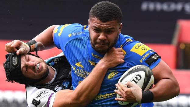 Leon Brown: Wales prop signs Dragons contract - BBC Sport