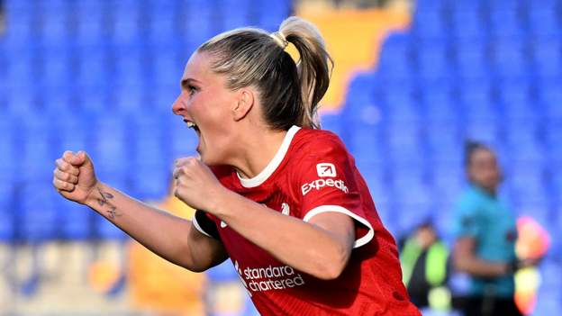 Liverpool 2-1 Leicester City: Marie-Therese Hobinger secures win over Leicester